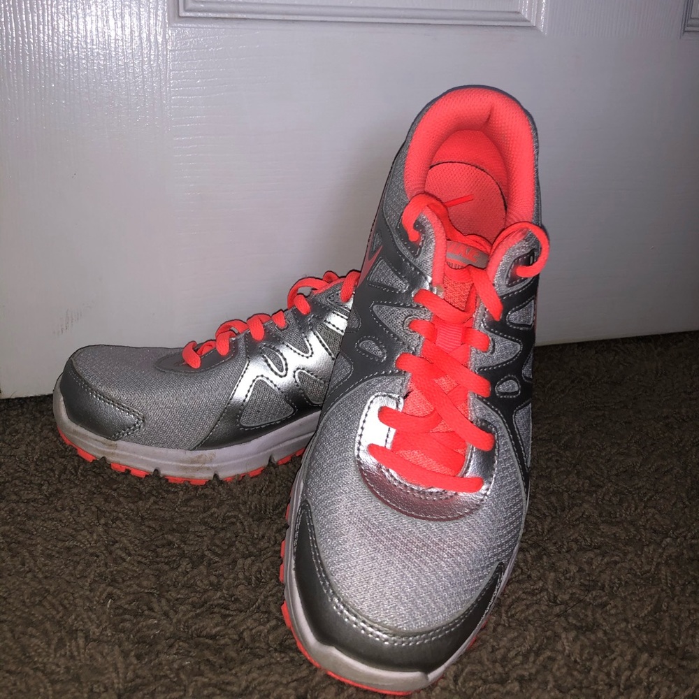 Size 4.5 Nike sneakers